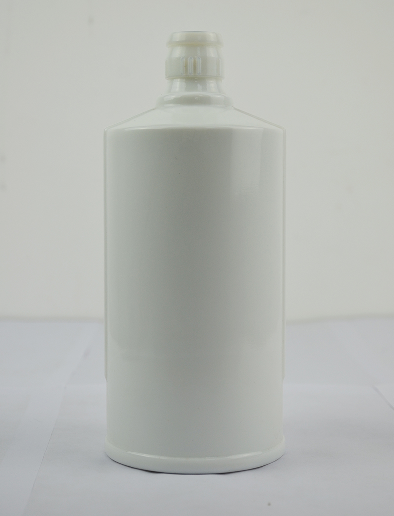 成都耐用水晶玻璃酒瓶供应